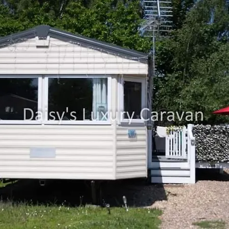 Daisy'S Luxury Caravan At Tattershall Lakes Exterior photo