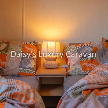 Daisy'S Luxury Caravan At Tattershall Lakes Exterior photo