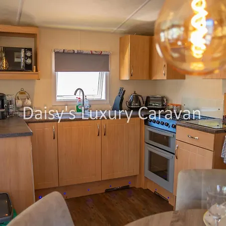 Daisy'S Luxury Caravan At Tattershall Lakes Exterior photo